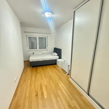 Apartment Dentalux 5 *